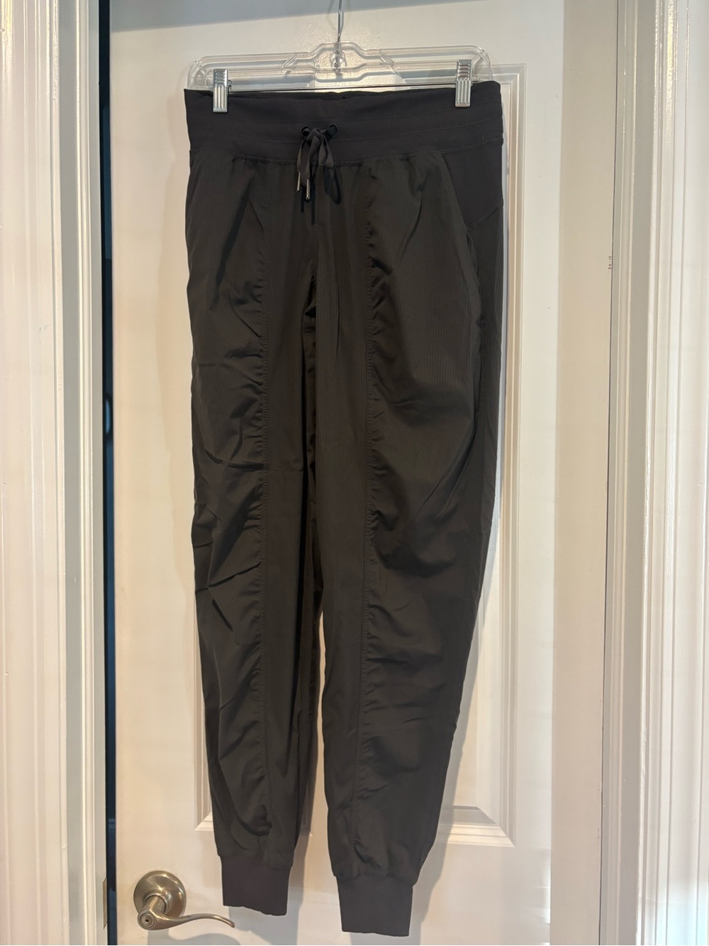 Lululemon Women’s Dance Studio Mid-Rise Joggers Full Length Size 6